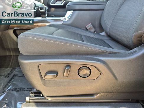 Used 2025 Chevrolet Silverado 1500 LT Trail Boss w/ Convenience Package II AWD/4WD image 18