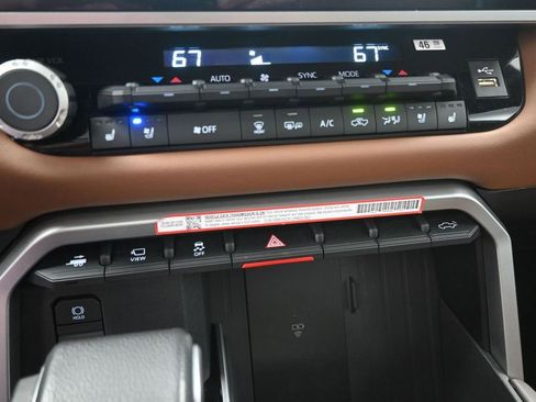 Used 2025 Toyota Tundra 1794 Edition AWD/4WD image 9
