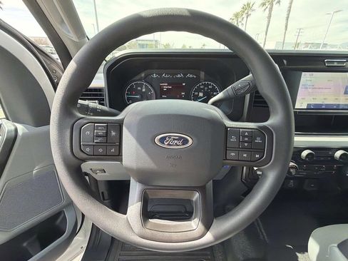 New 2025 Ford F550 4x4 Crew Cab Super Duty image 8