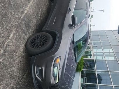 Used 2019 Jeep Cherokee Latitude Plus w/ Cold Weather Group
