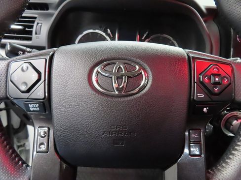 Used 2021 Toyota 4Runner Venture image 44