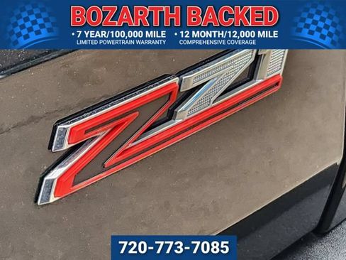 Used 2025 Chevrolet Traverse Z71 AWD/4WD image 14