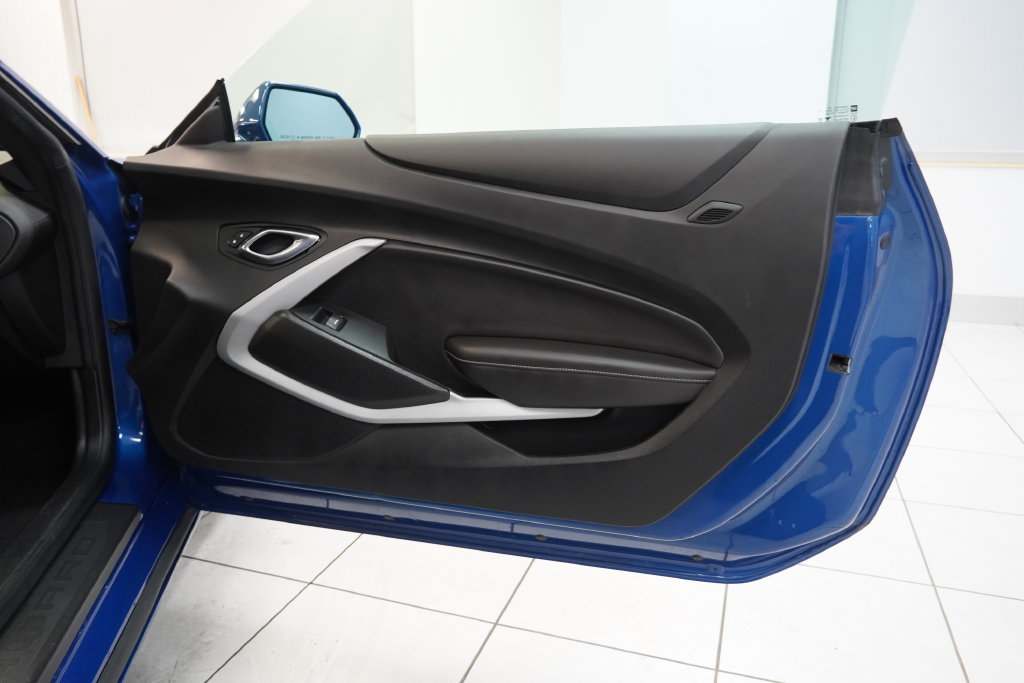 Used 2021 Chevrolet Camaro LT RWD image 11