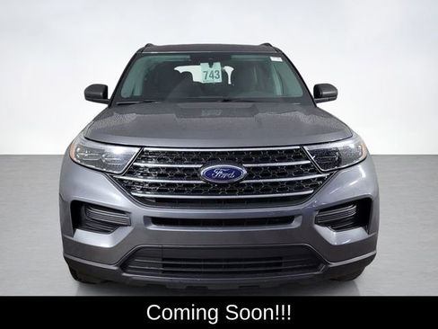 Used 2023 Ford Explorer XLT image 8