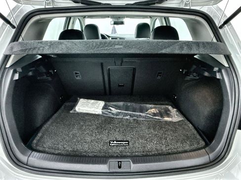 Used 2016 Volkswagen Golf SE image 27