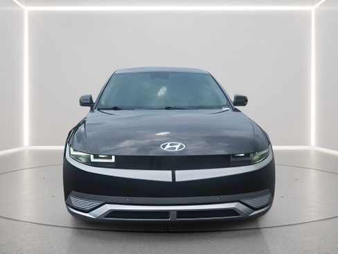 Used 2023 Hyundai Ioniq 5 Limited AWD/4WD image 8