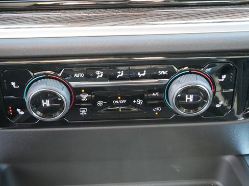 New 2026 Chevrolet Silverado 3500 LT w/ All Star Edition image 8