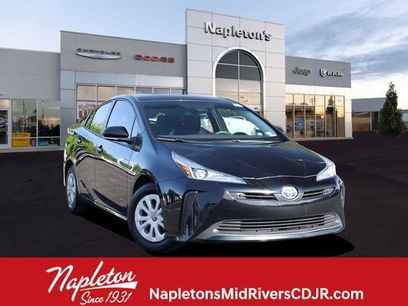 Used 2022 Toyota Prius LE