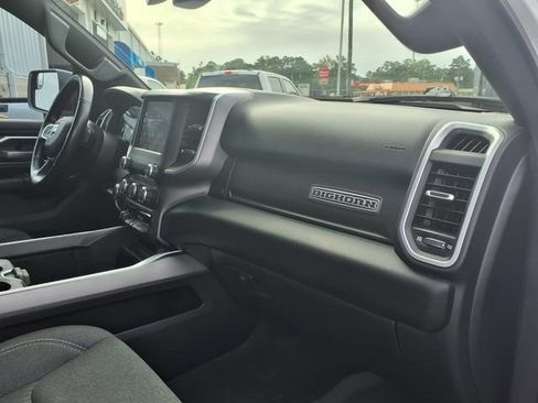 Used 2022 RAM 1500 Big Horn AWD/4WD image 18