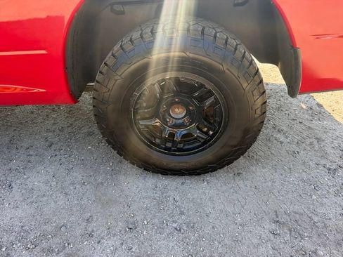 Used 2019 RAM 1500 Express AWD/4WD image 27