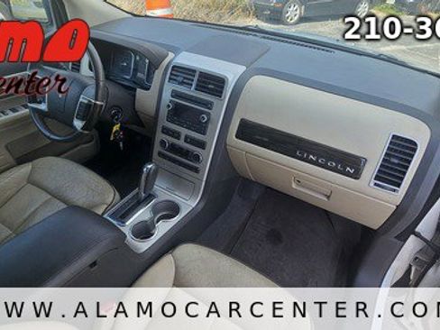 Used 2008 Lincoln MKX FWD image 16