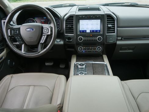Used 2020 Ford Expedition Max Limited AWD/4WD image 10