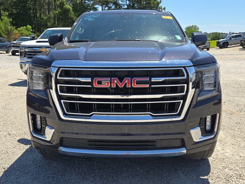 Used 2023 GMC Yukon SLT RWD image 2