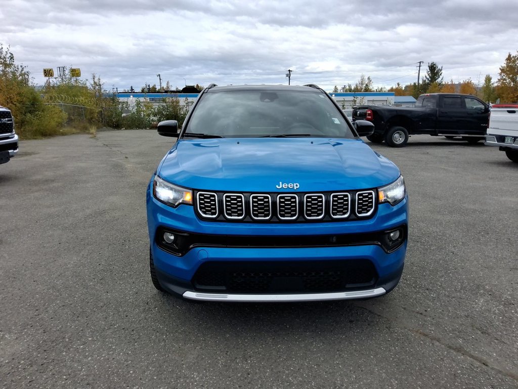 Used 2024 Jeep Compass Limited AWD/4WD image 3