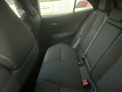 Used 2025 Toyota Corolla SE image 8