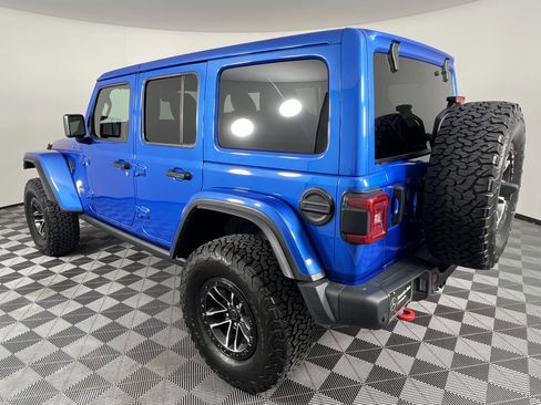 Used 2024 Jeep Wrangler Unlimited Rubicon image 10