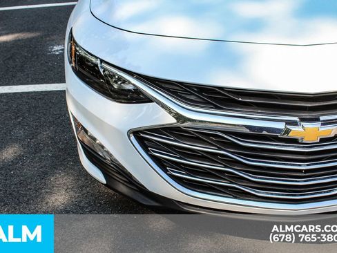 Used 2024 Chevrolet Malibu LT FWD image 11