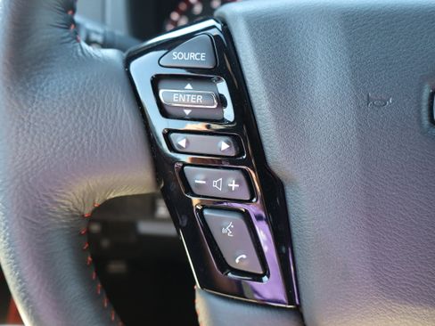 Used 2024 Nissan Frontier Pro-X w/ Pro Convenience Package image 16