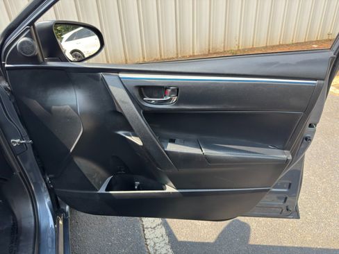 Used 2014 Toyota Corolla S FWD image 34