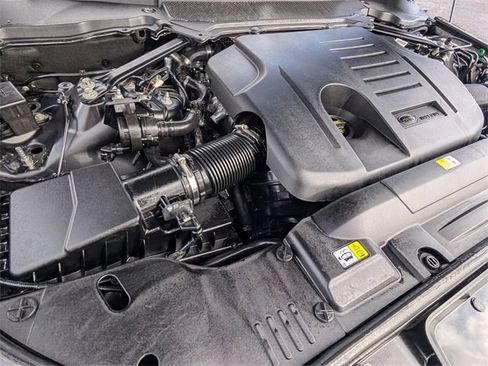 Used 2019 Land Rover Range Rover Sport HST image 21