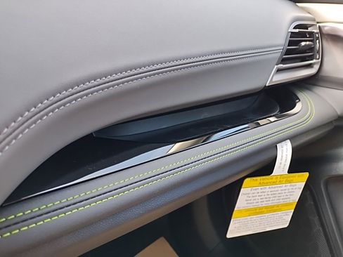 Used 2025 Subaru Outback Onyx Edition XT image 41