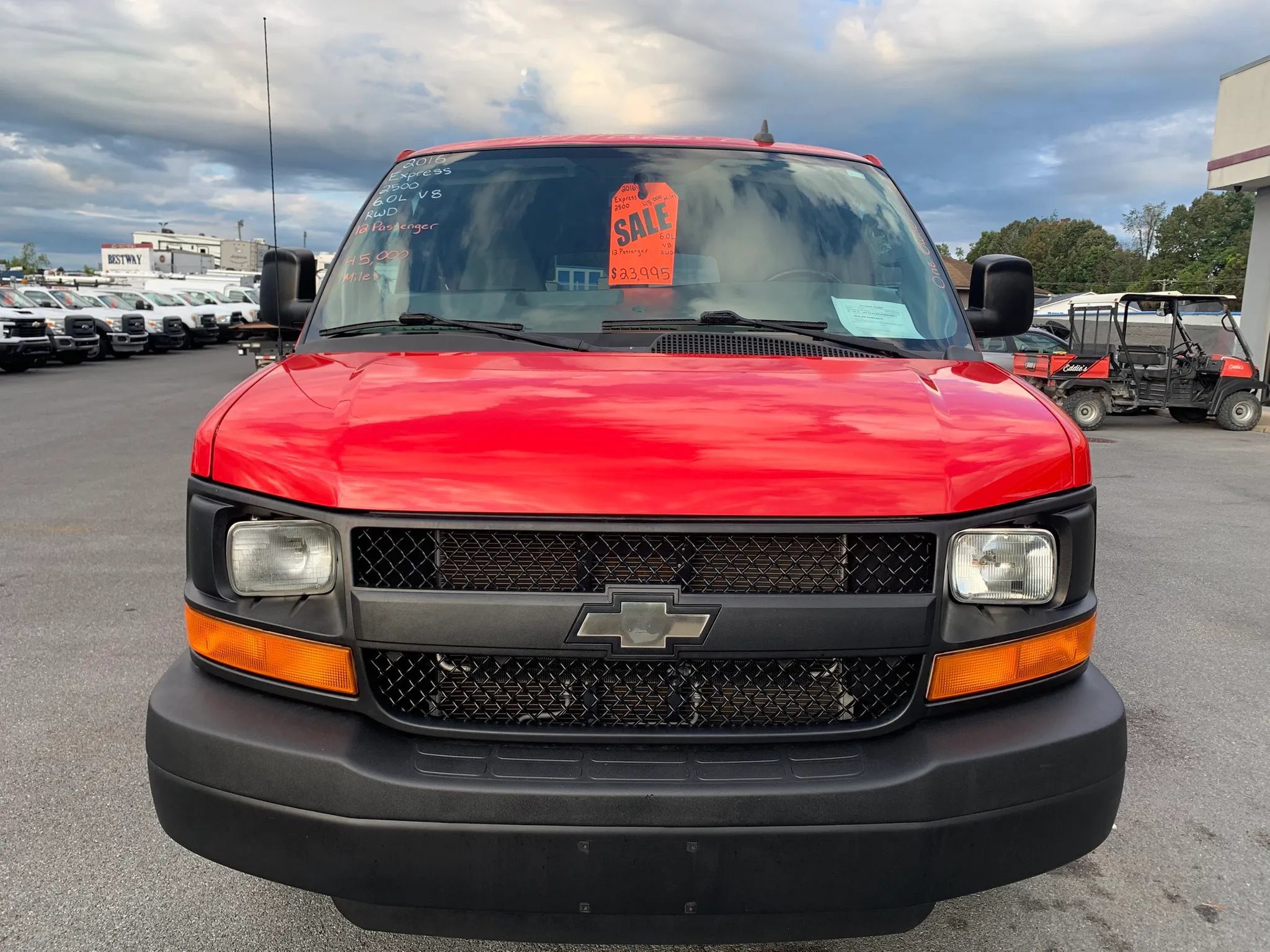 Used 2016 Chevrolet Express 2500 LS RWD image 2