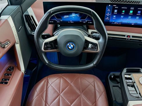 Used 2022 BMW iX xDrive50 w/ Premium Package image 20