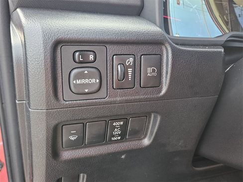 Used 2021 Toyota 4Runner SR5 Premium image 26