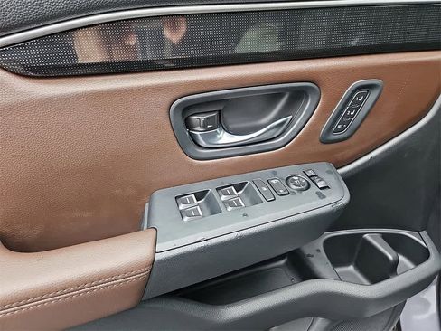 Certified 2023 Honda Pilot Elite image 9