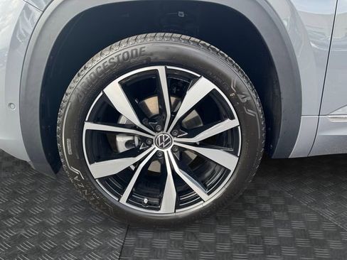 New 2026 Volkswagen Atlas Cross Sport SEL Premium R-Line AWD/4WD image 12