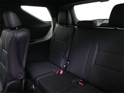 New 2026 Chevrolet Traverse RS w/ LPO, Floor Liner Package image 9
