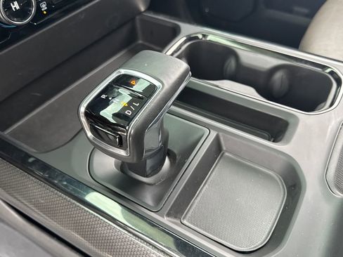 Used 2023 Chevrolet Silverado 1500 ZR2 w/ Technology Package image 21