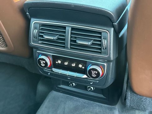 Used 2018 Audi Q7 3.0T Prestige w/ Prestige Package image 18