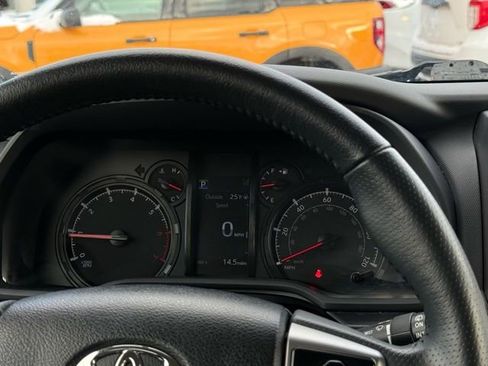 Used 2024 Toyota 4Runner SR5 image 7