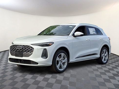 New 2026 Audi Q5 Premium Plus image 3