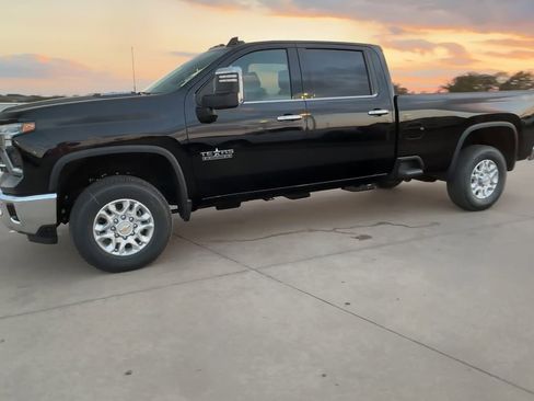 New 2026 Chevrolet Silverado 3500 LTZ w/ LTZ Premium Texas Edition image 5