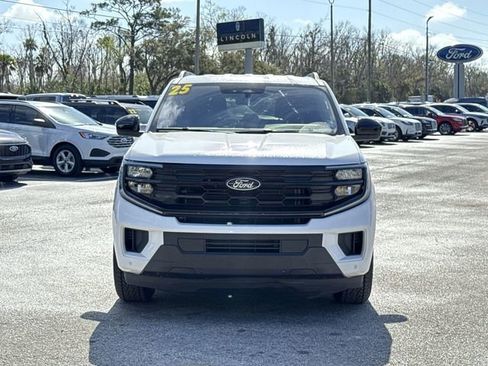 Used 2025 Ford Expedition Active image 3