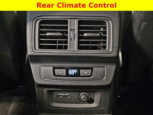 Used 2025 Audi Q5 2.0T Premium image 29