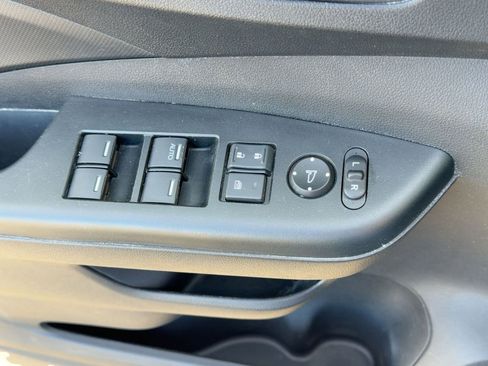 Used 2014 Honda CR-V LX image 27
