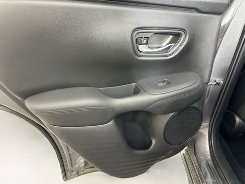 Used 2025 Honda HR-V LX image 24