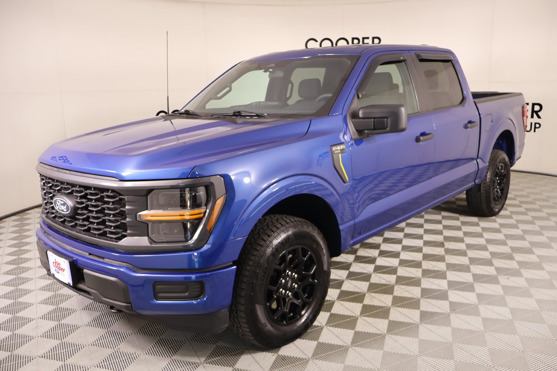 Used 2025 Ford F150 STX AWD/4WD image 9