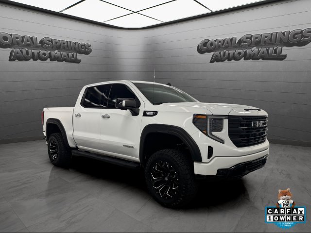 Used 2023 GMC Sierra 1500 Elevation w/ Elevation Premium Package AWD/4WD image 1