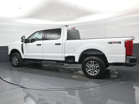Used 2025 Ford F250 XLT AWD/4WD image 29