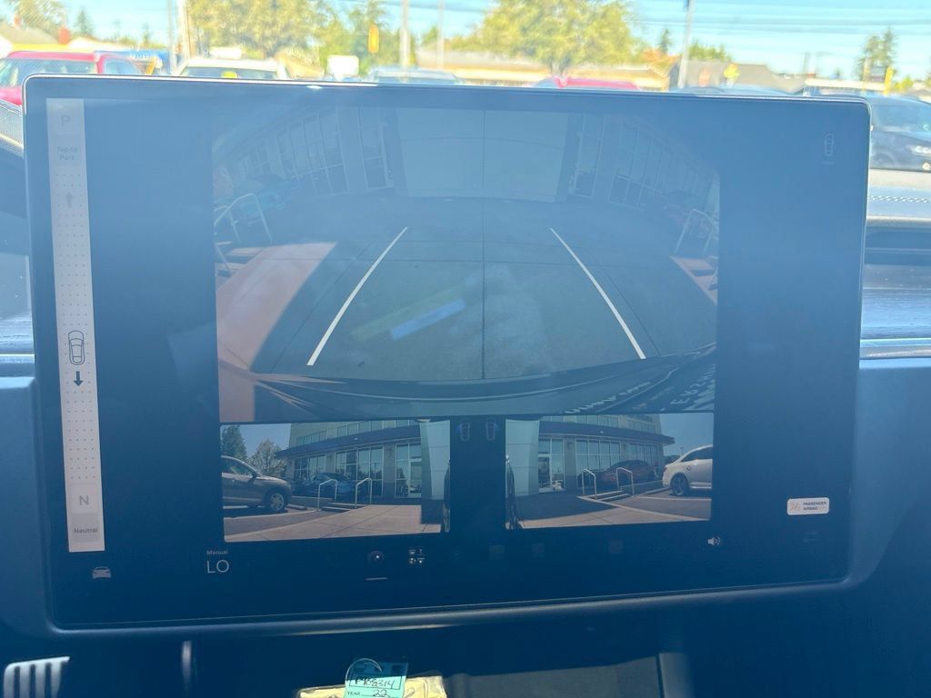 Used 2022 Tesla Model S AWD/4WD image 20