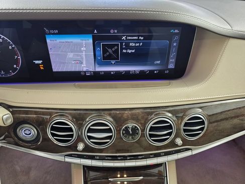 Used 2020 Mercedes-Benz S 560 Sedan image 23