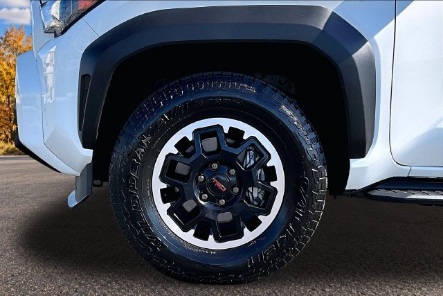 Used 2026 Toyota 4Runner TRD Off-Road Premium AWD/4WD image 32