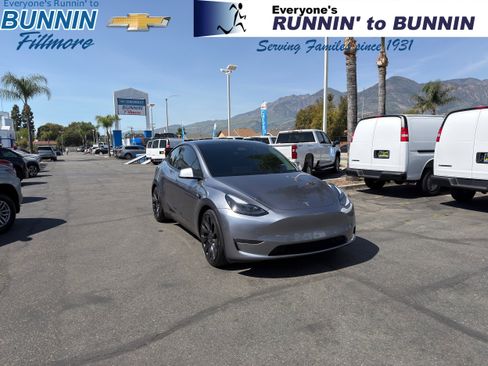 Used 2024 Tesla Model Y Performance image 1