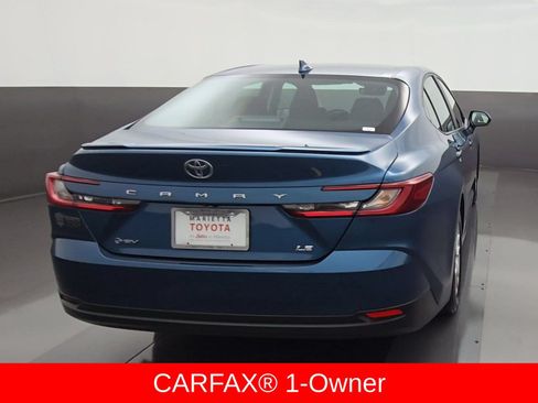 Used 2025 Toyota Camry LE w/ Convenience Package FWD image 5