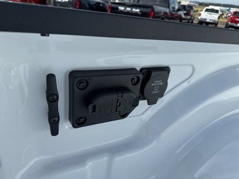 New 2026 RAM 2500 Tradesman AWD/4WD image 18