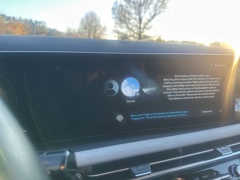 Used 2026 Hyundai Santa Cruz Limited image 14